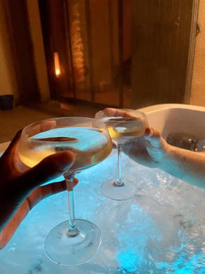 Maison de village avec jacuzzi et garage